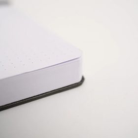 ArchiandOlive Gepunkteter Notizblock B5 (Weiß)