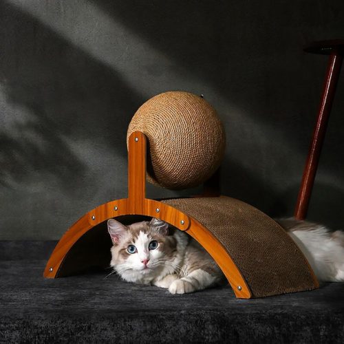 Katzenkratzbaum mit befestigtem Spielball – Robuste Kratzfläche für kleine und mittelgroße Katzen